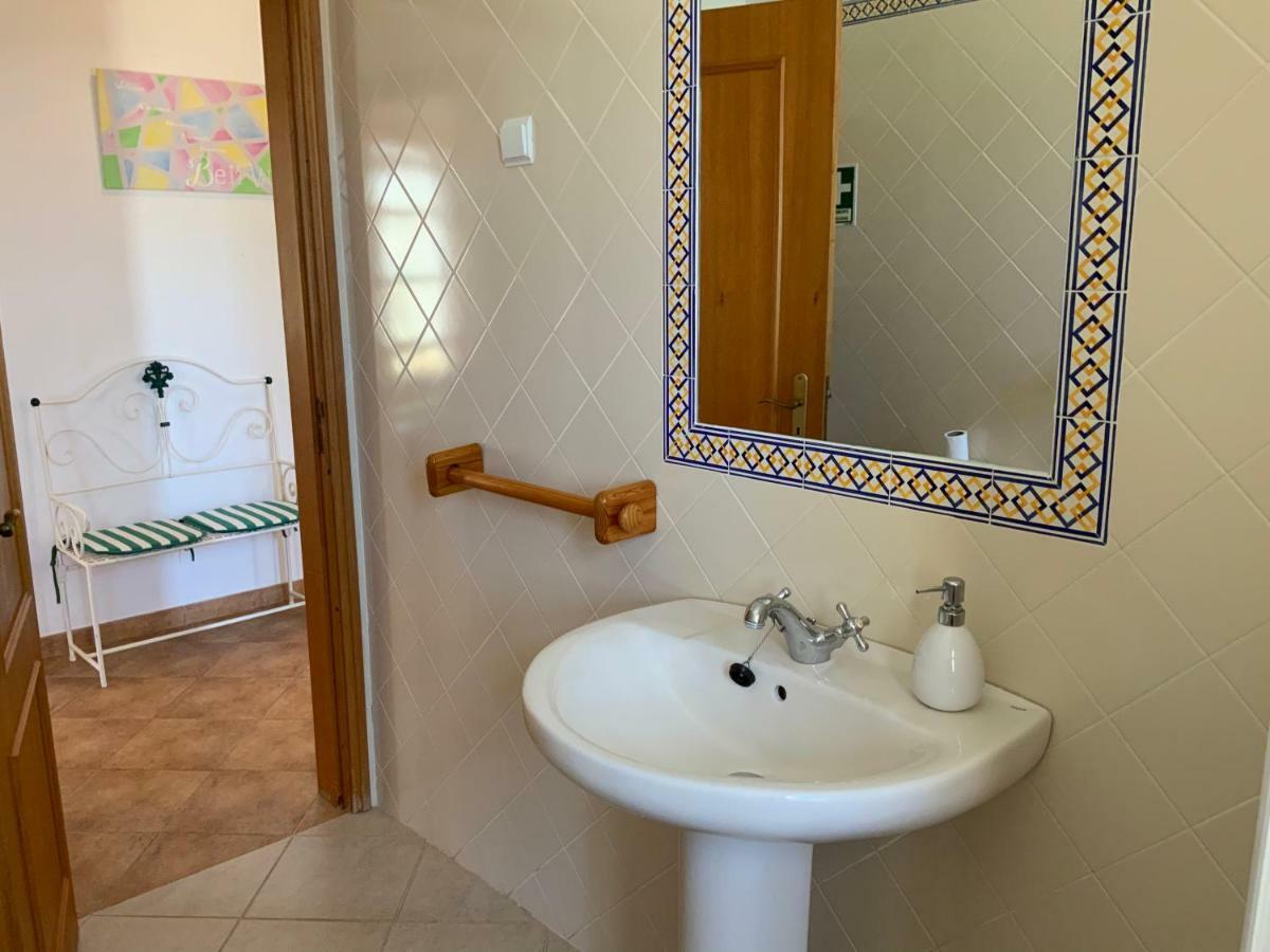 Guest House Alfarrobeiras Албуфейра Экстерьер фото